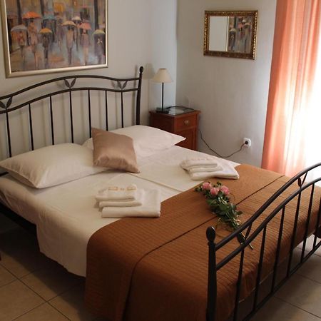 Adagio Theatre Apartment Spalato Esterno foto