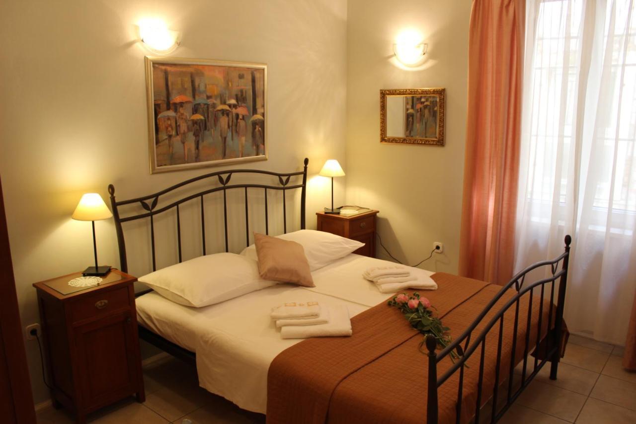 Adagio Theatre Apartment Spalato Esterno foto
