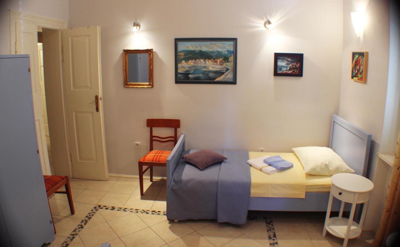Adagio Theatre Apartment Spalato Esterno foto