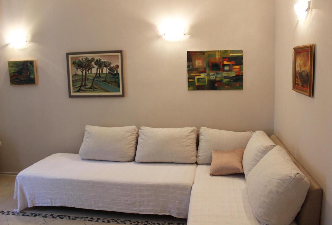 Adagio Theatre Apartment Spalato Esterno foto