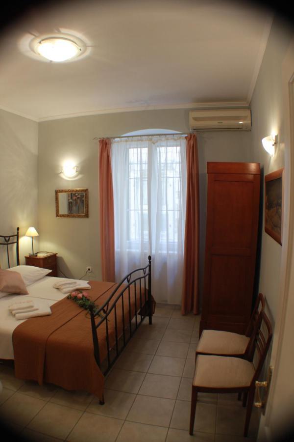 Adagio Theatre Apartment Spalato Esterno foto