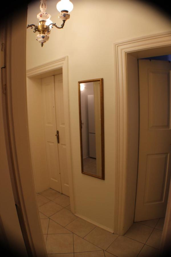 Adagio Theatre Apartment Spalato Esterno foto