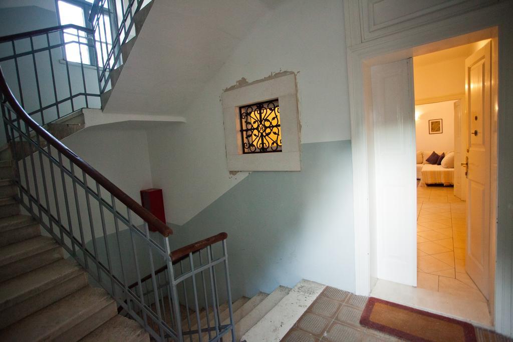 Adagio Theatre Apartment Spalato Esterno foto
